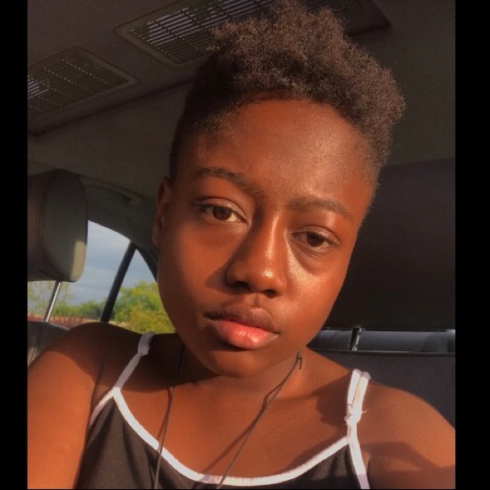 Meet your Posher, Amaya